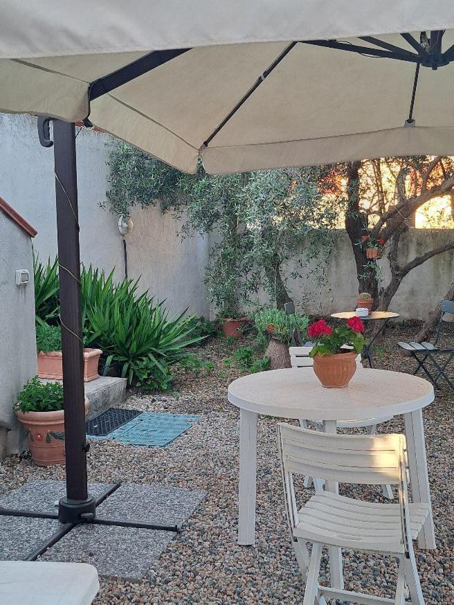 Il Profumo Di Ginestre Bed and Breakfast Olbia Buitenkant foto